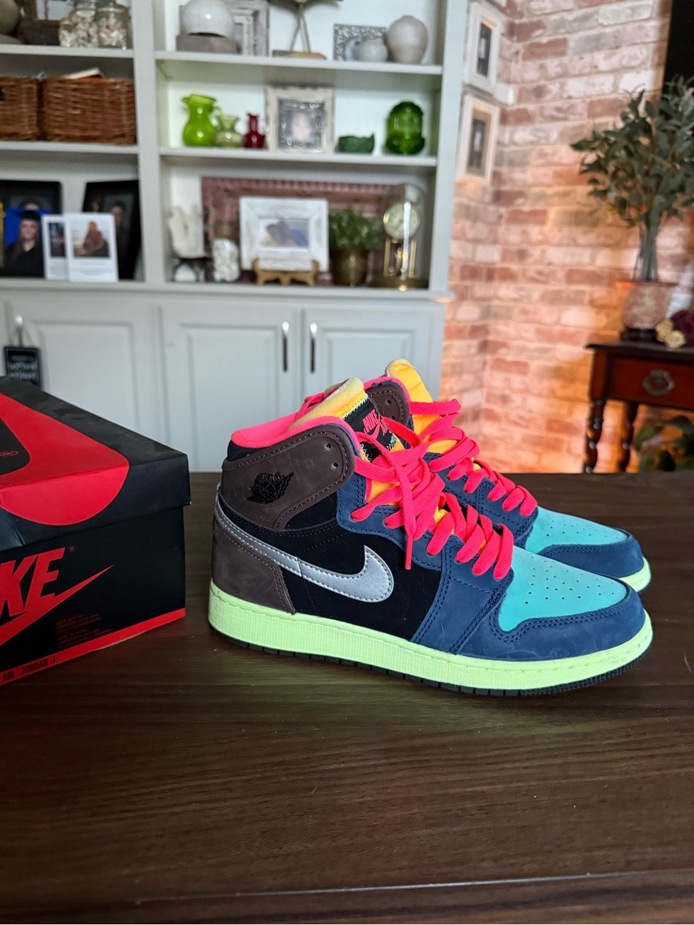 Nike Air Jordan Tokyo Women’s High Top Sneakers